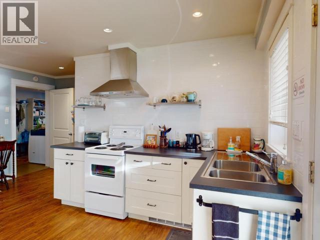 4810 SANDERSON ROAD, Texada Island
