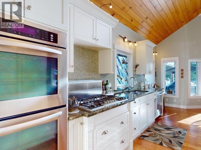 4810 SANDERSON ROAD, Texada Island