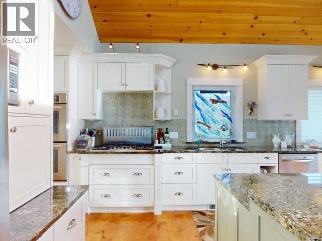 4810 SANDERSON ROAD, Texada Island