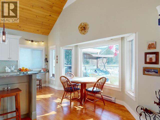 4810 SANDERSON ROAD, Texada Island