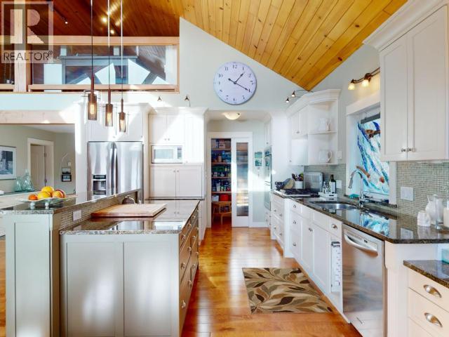 4810 SANDERSON ROAD, Texada Island