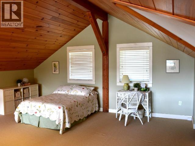 4810 SANDERSON ROAD, Texada Island