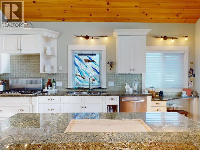 4810 SANDERSON ROAD, Texada Island