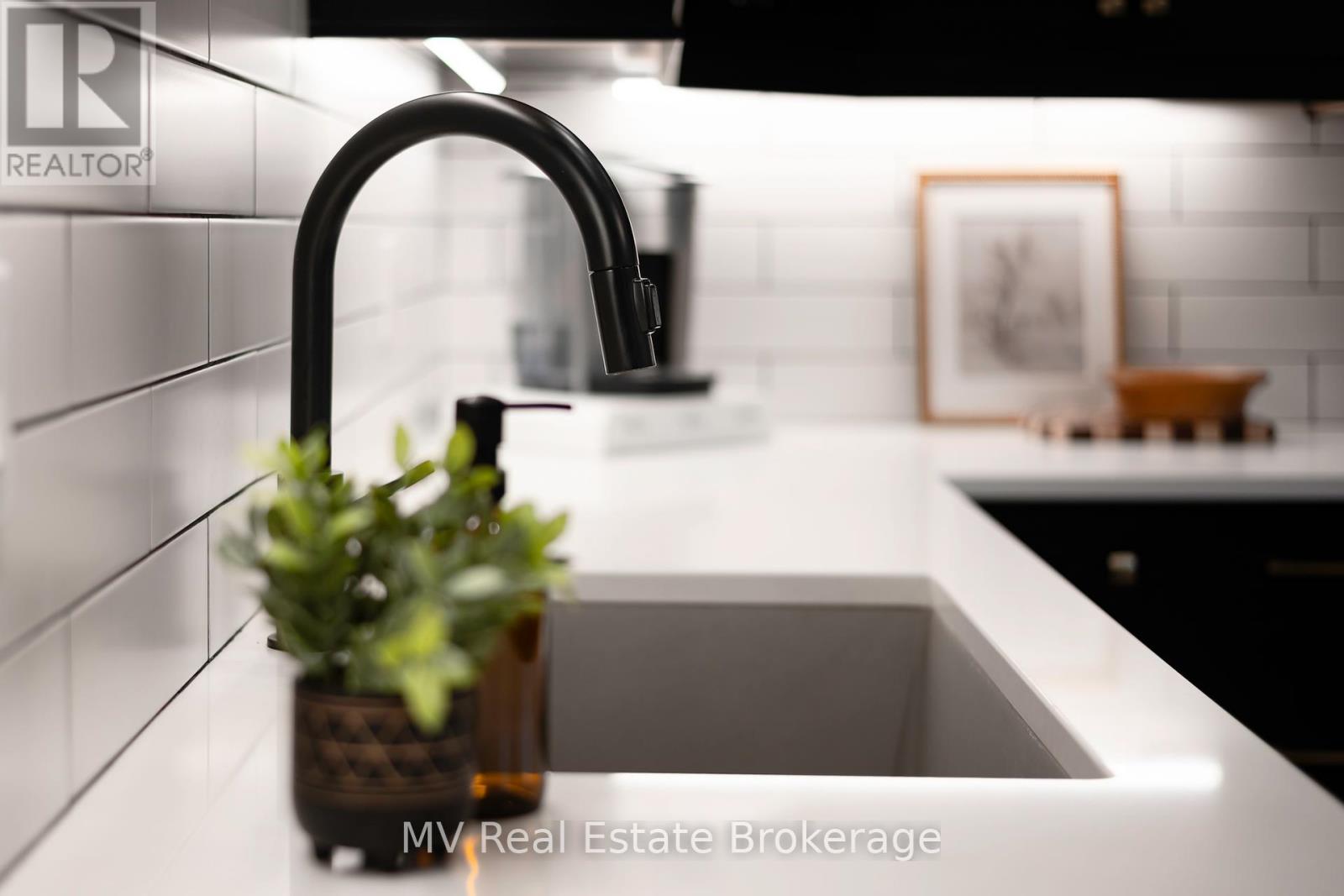 Photo 34 of 34 Creekside Terrace Private, Centre Wellington ON