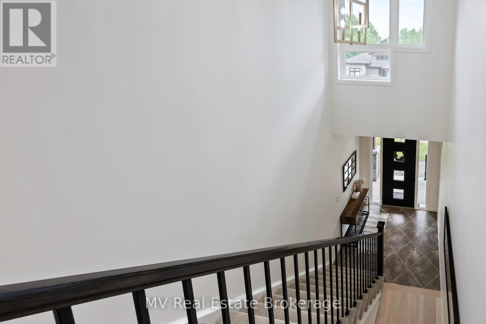 Photo 29 of 34 Creekside Terrace Private, Centre Wellington ON