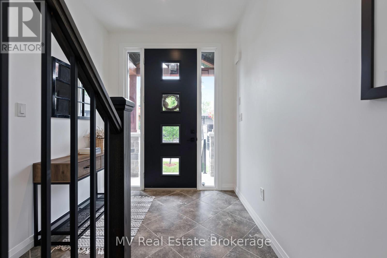 Photo 48 of 34 Creekside Terrace Private, Centre Wellington ON