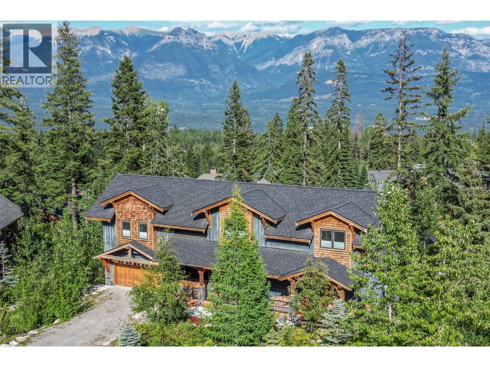 1590 Golden Avenue, Golden - Exteriors - Drone/Aerial View - Photo 5