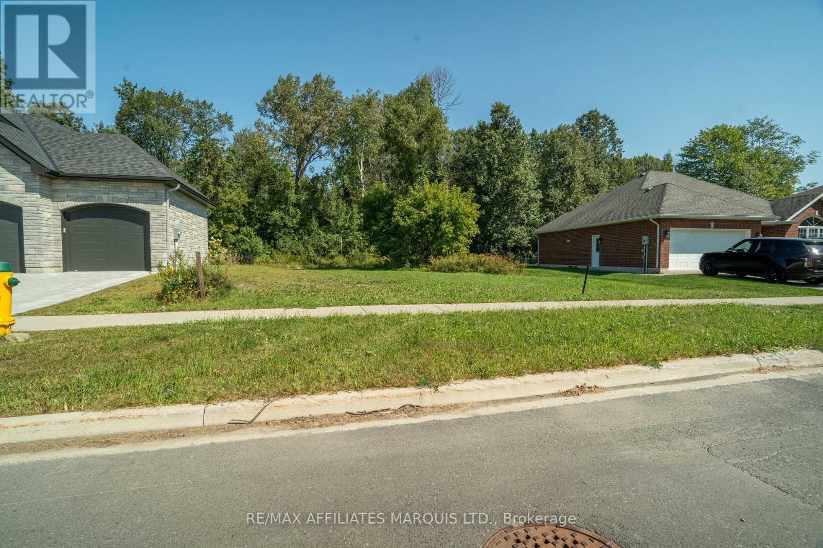 Photo 7 of 1265 Riverdale Avenue, Cornwall ON