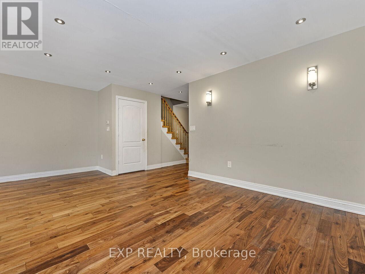 Photo 15 of 81 Triple Crown Avenue, Toronto ON