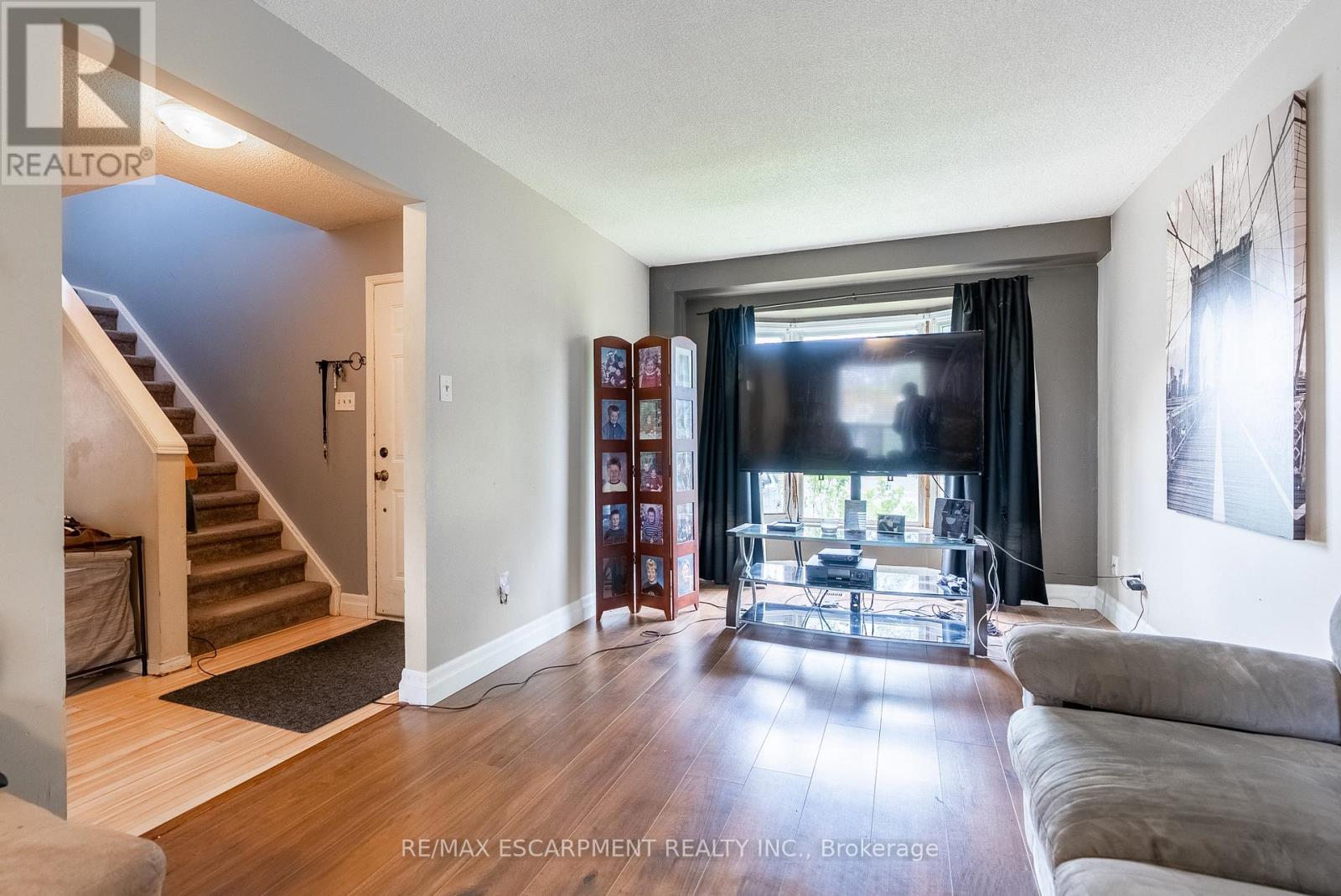 Photo 31 of 2465 Headon Forest Drive, Burlington ON