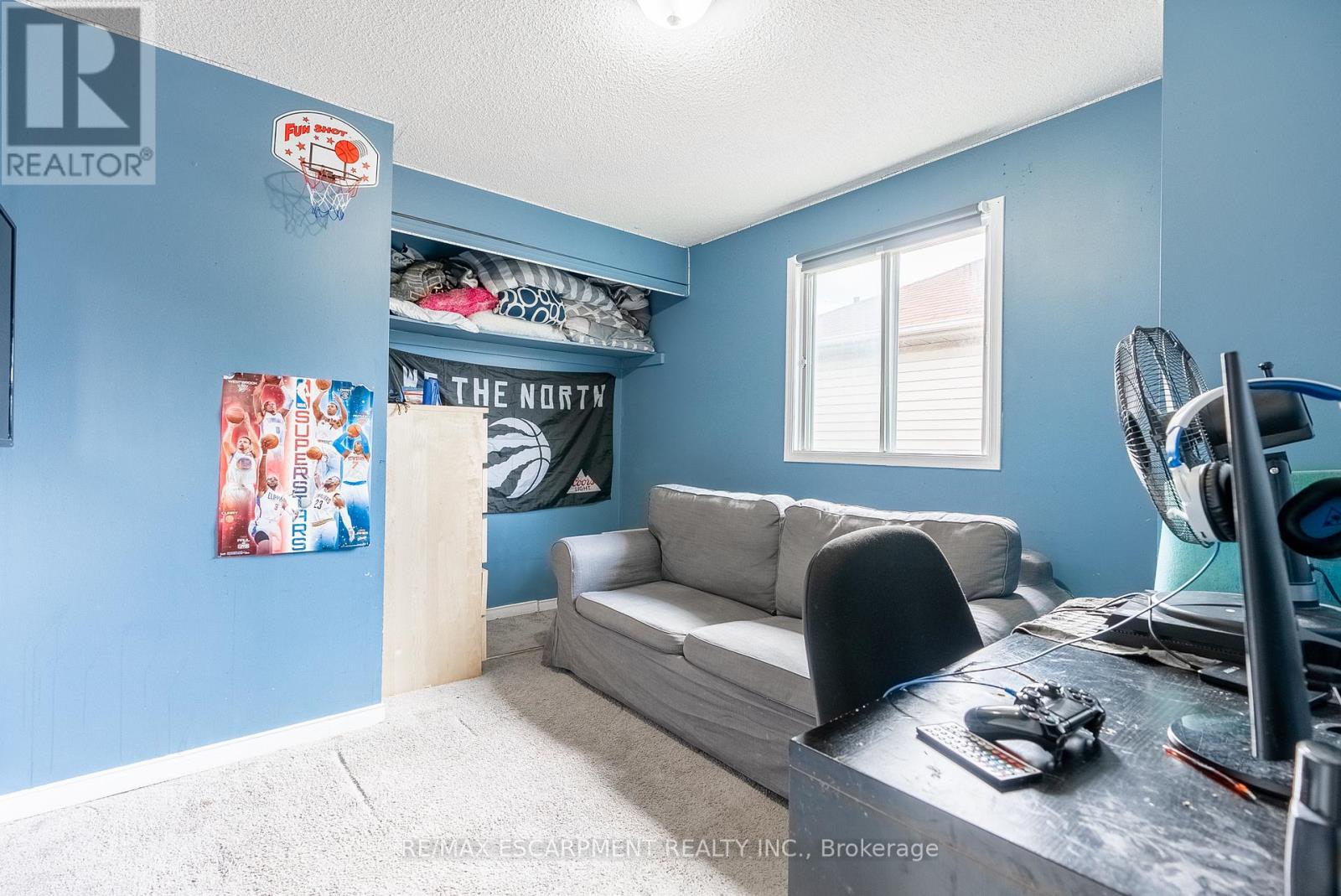Photo 22 of 2465 Headon Forest Drive, Burlington ON