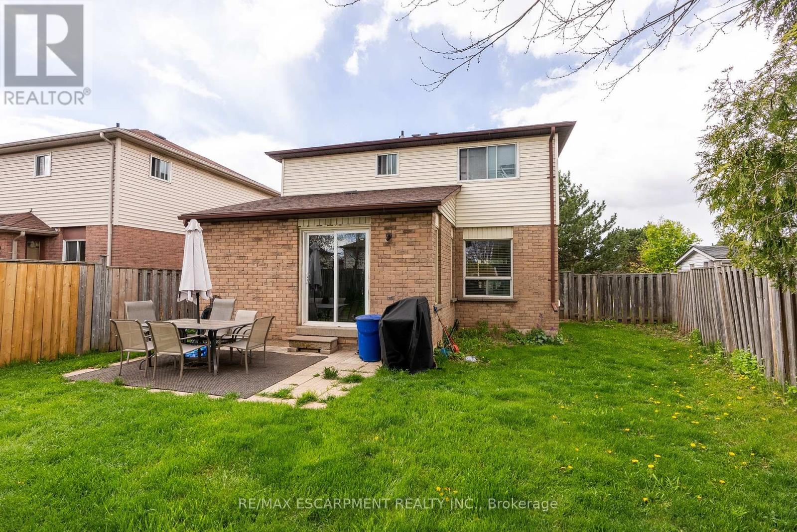 Photo 17 of 2465 Headon Forest Drive, Burlington ON