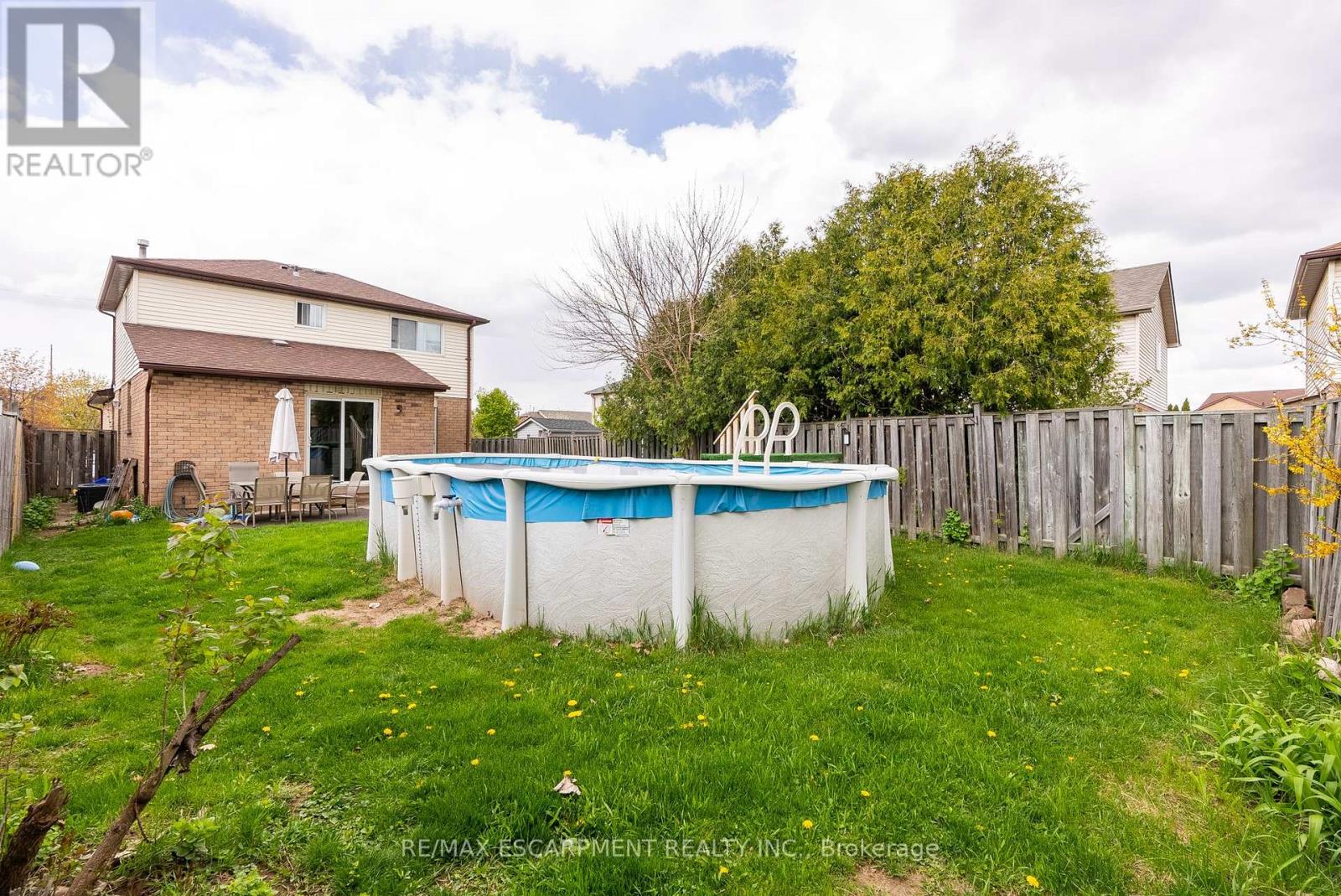 Photo 16 of 2465 Headon Forest Drive, Burlington ON
