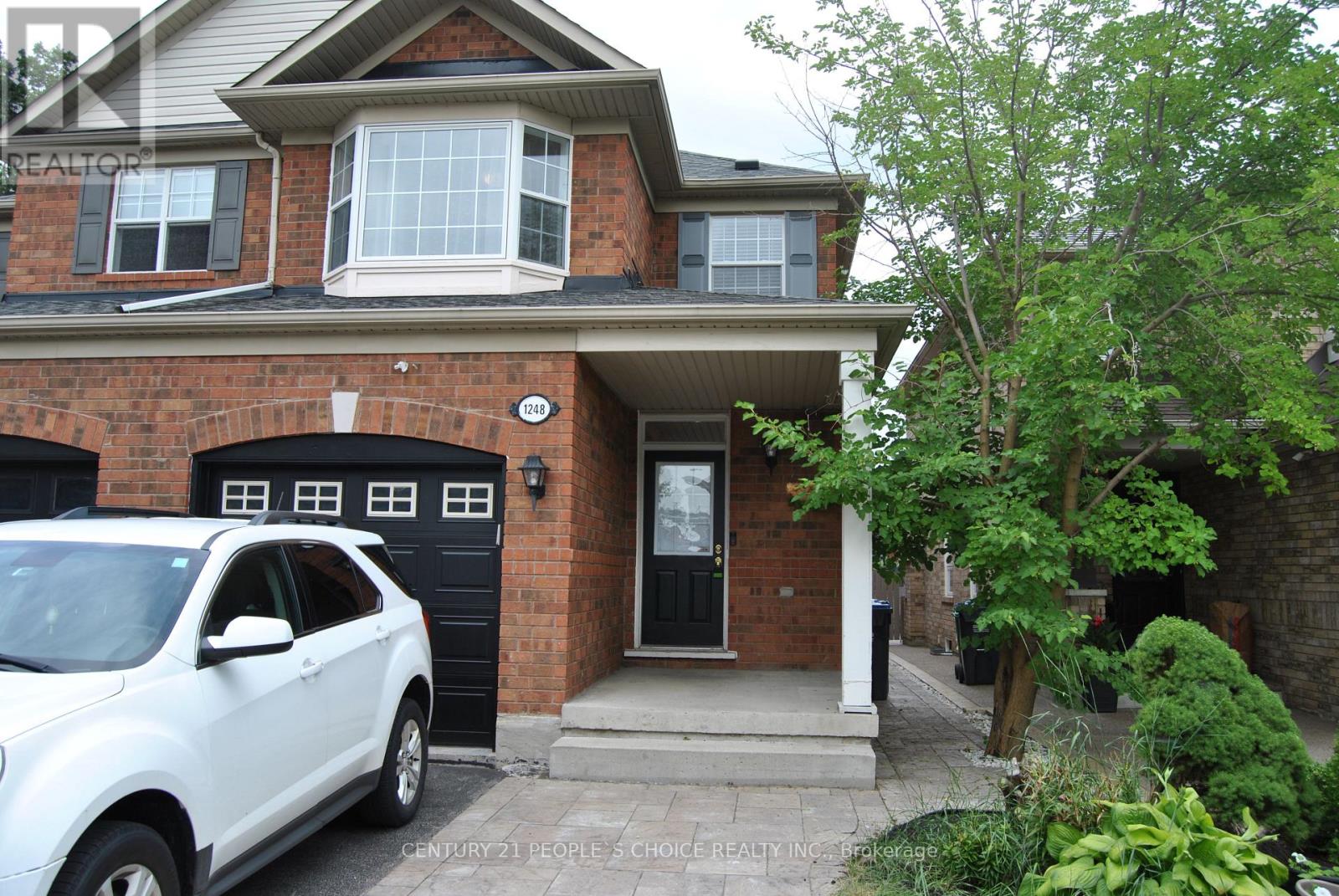 Photo 3 of 1248 Prestonwood Crescent, Mississauga ON