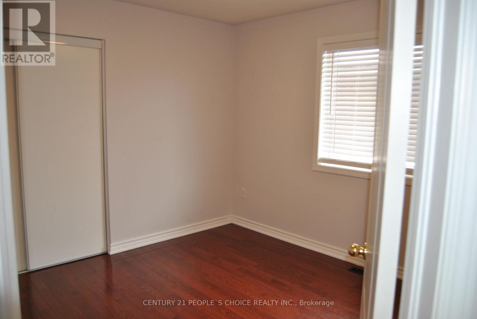 Photo 12 of 1248 Prestonwood Crescent, Mississauga ON
