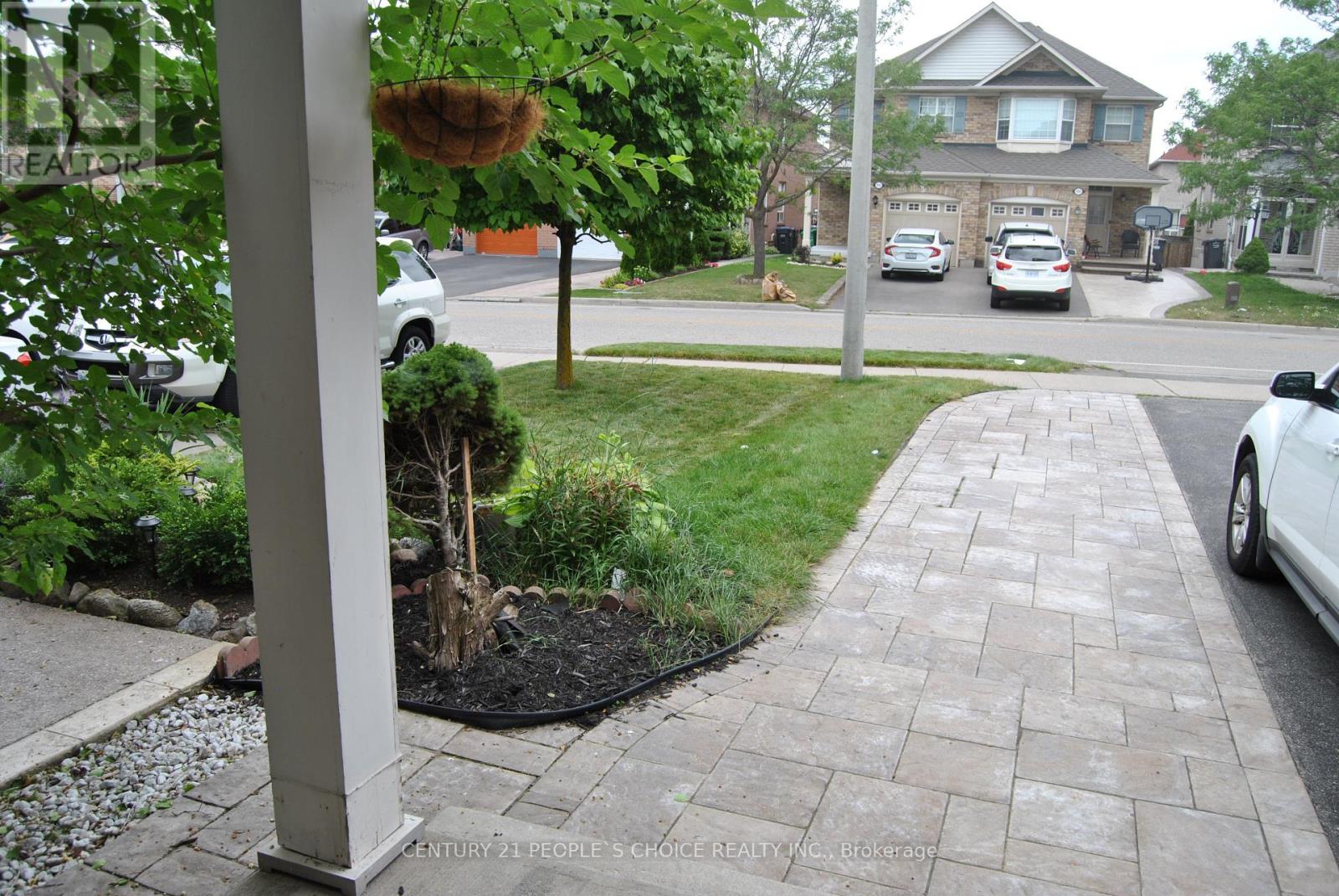 Photo 15 of 1248 Prestonwood Crescent, Mississauga ON