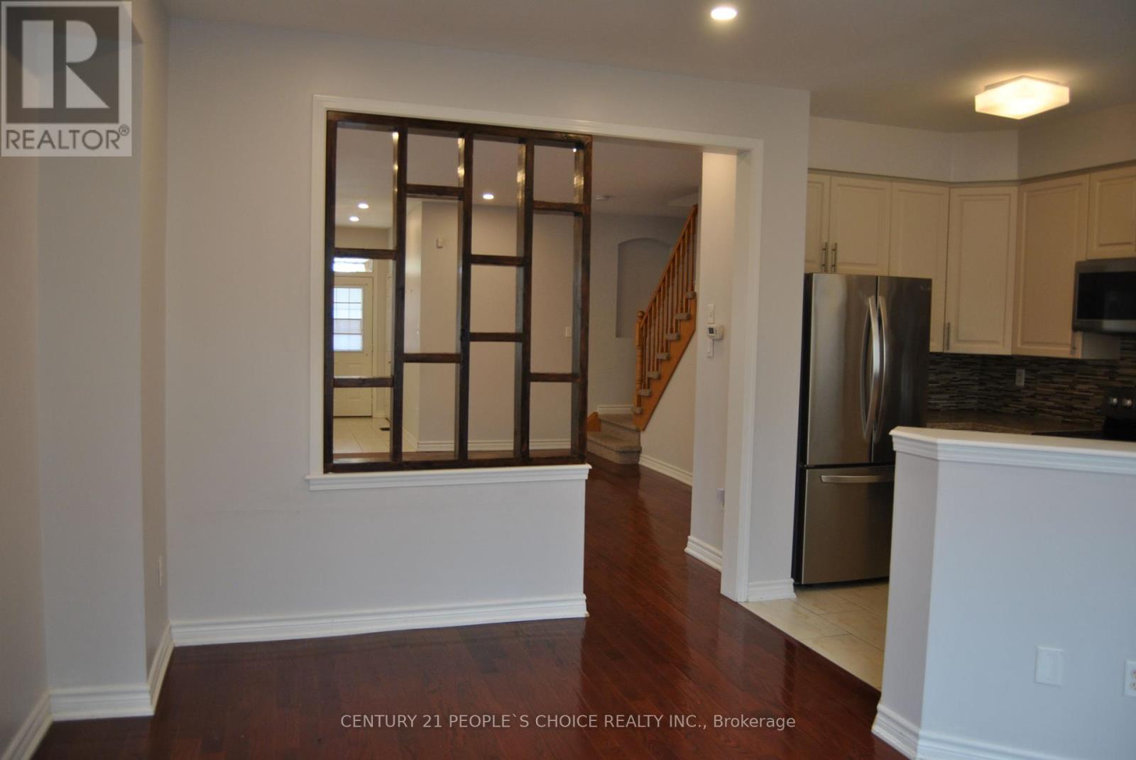 Photo 4 of 1248 Prestonwood Crescent, Mississauga ON