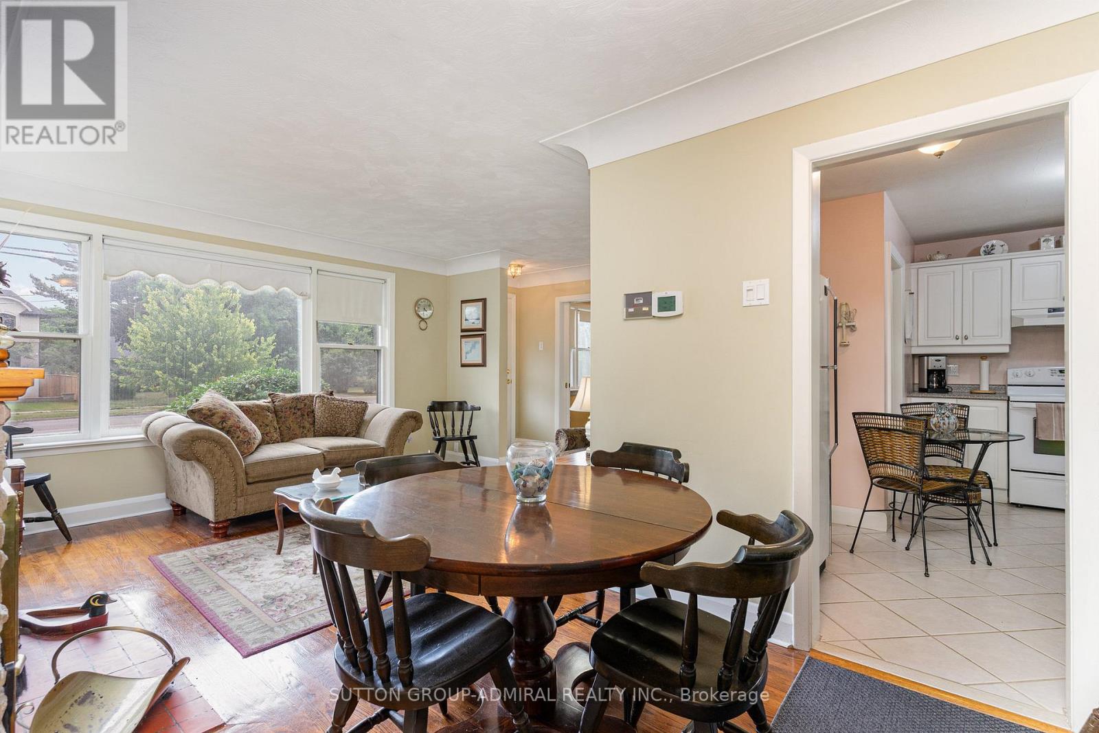 Photo 24 of 2455 Rebecca Street, Oakville ON