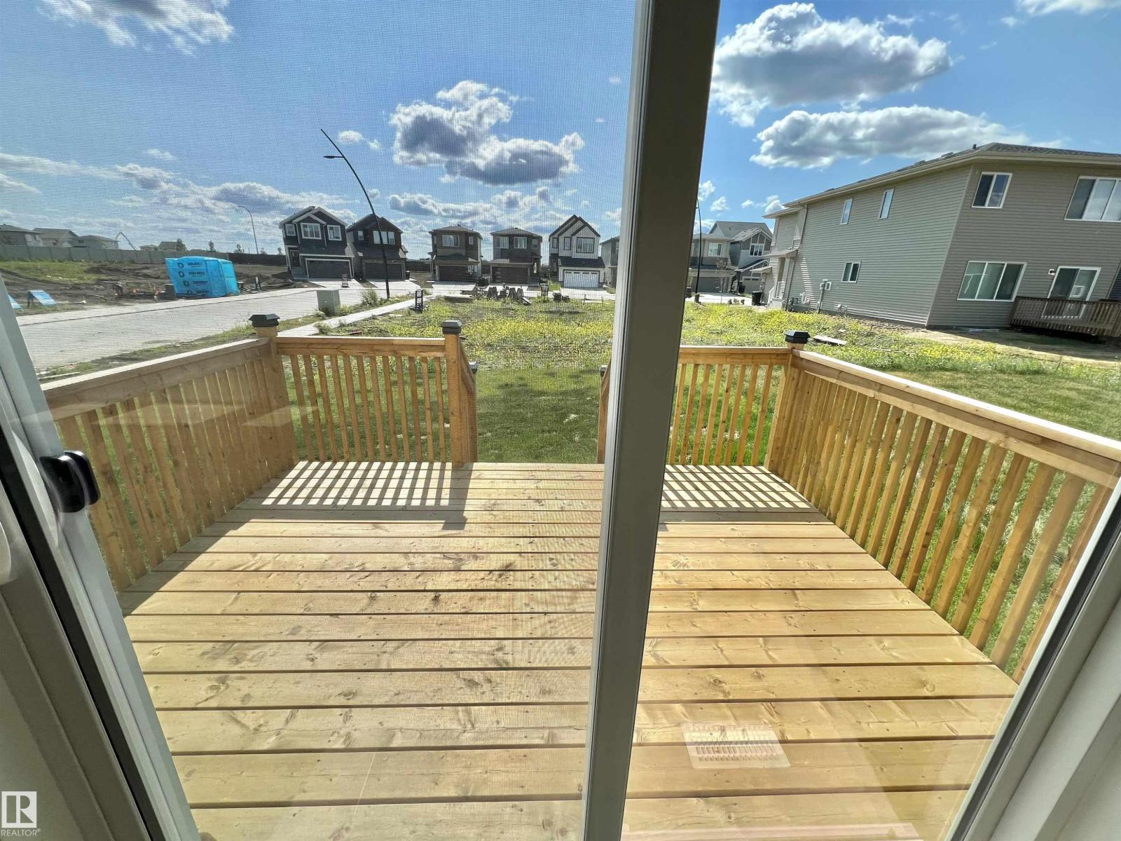 Photo 15 of 2404 193 St Nw, Edmonton AB