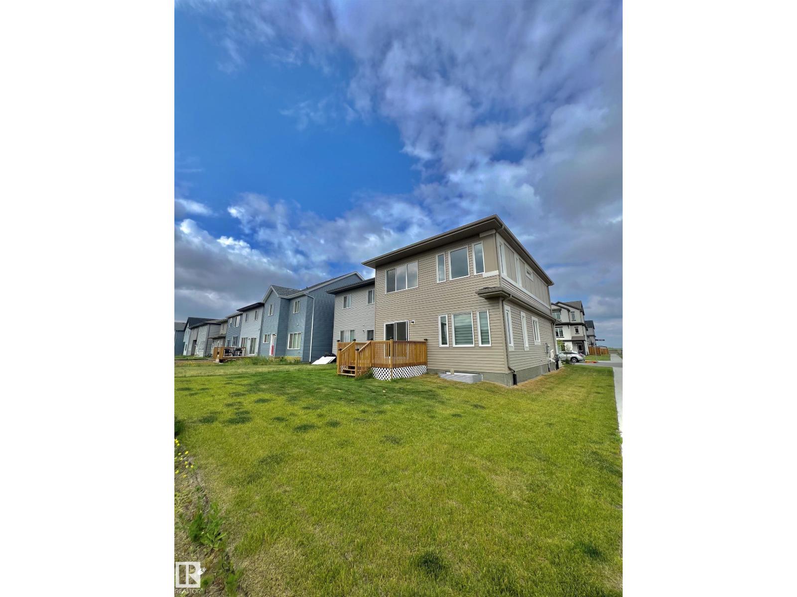 Photo 47 of 2404 193 St Nw, Edmonton AB