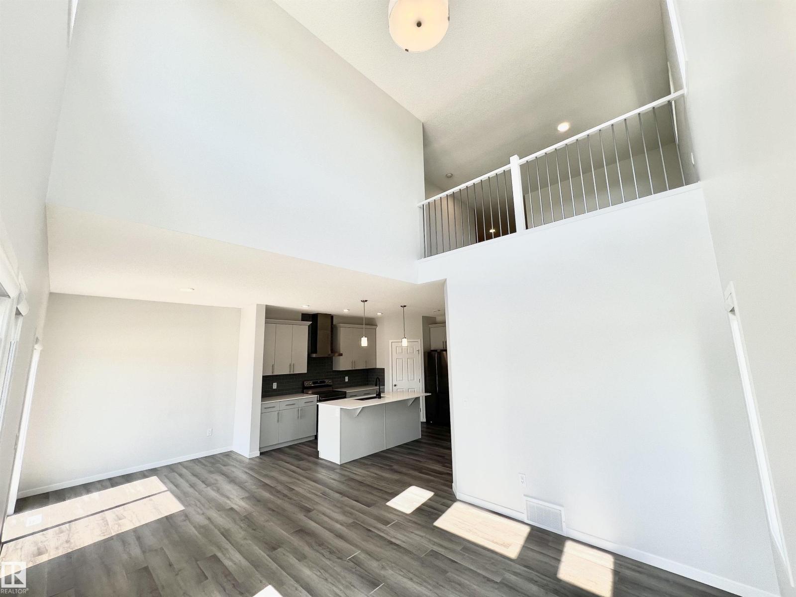 Photo 6 of 2404 193 St Nw, Edmonton AB