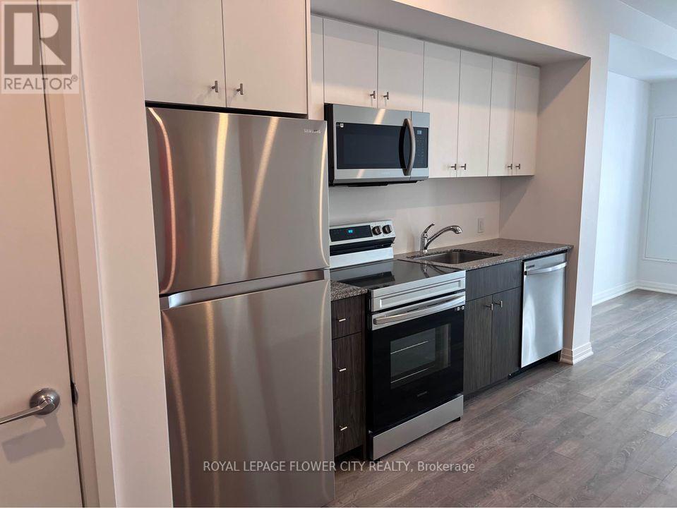 Photo 9 of 409 101 Golden Eagle Road N, Waterloo ON