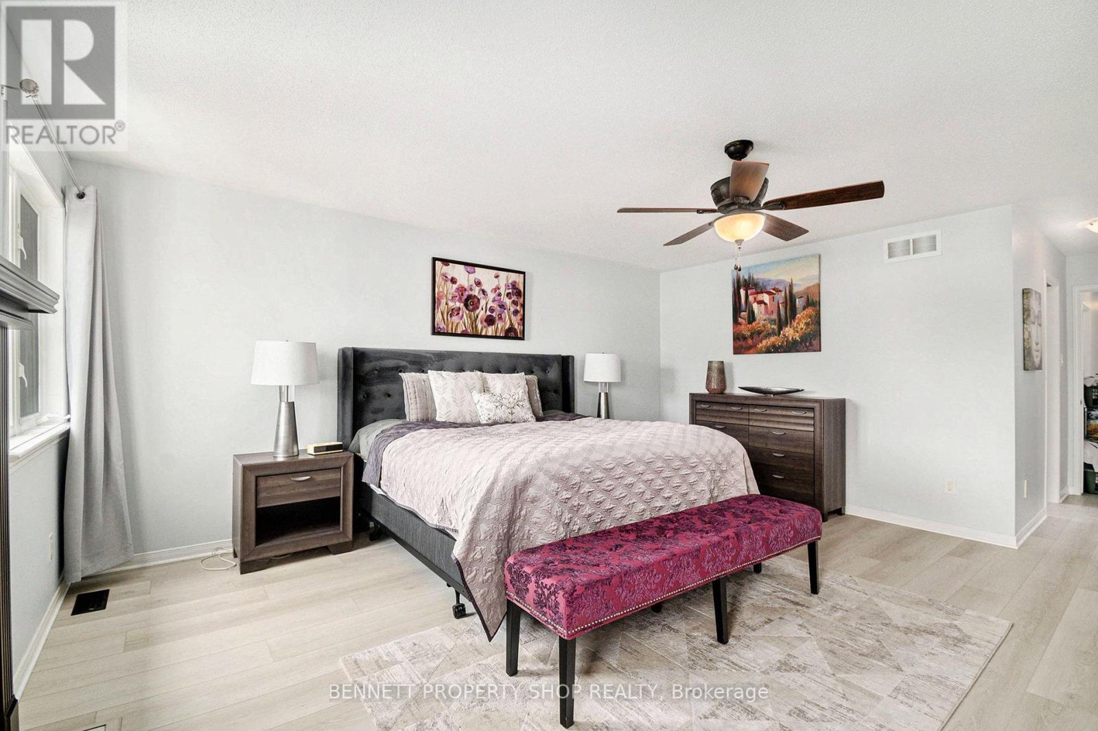 Photo 14 of 295 Harthill Way, Ottawa ON