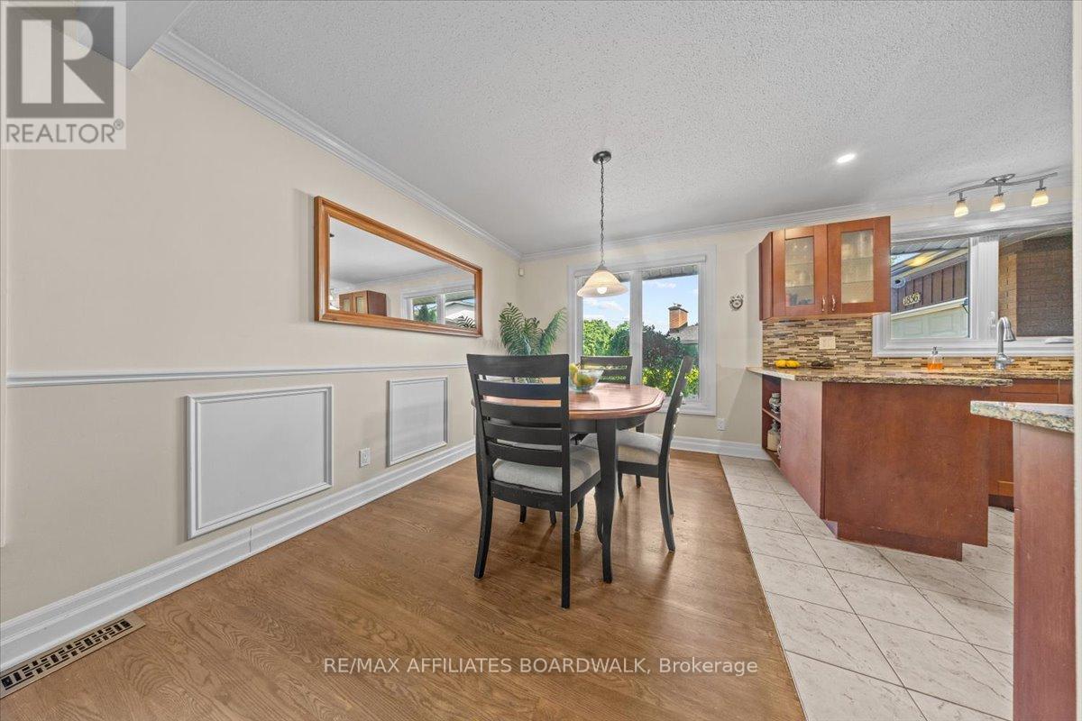 Photo 31 of 1856 Appleford Street, Ottawa ON