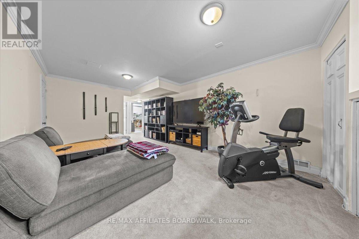 Photo 48 of 1856 Appleford Street, Ottawa ON