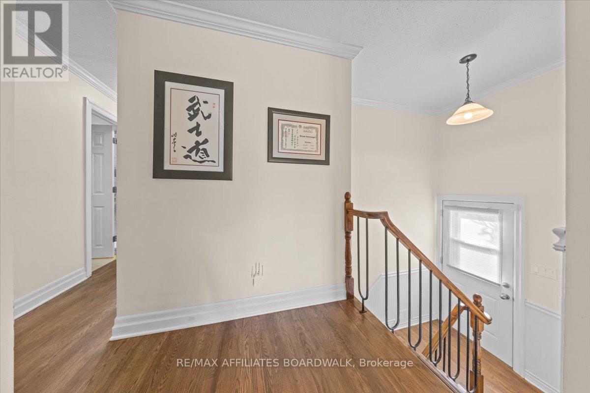 Photo 28 of 1856 Appleford Street, Ottawa ON