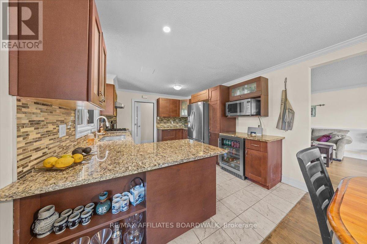 Photo 22 of 1856 Appleford Street, Ottawa ON