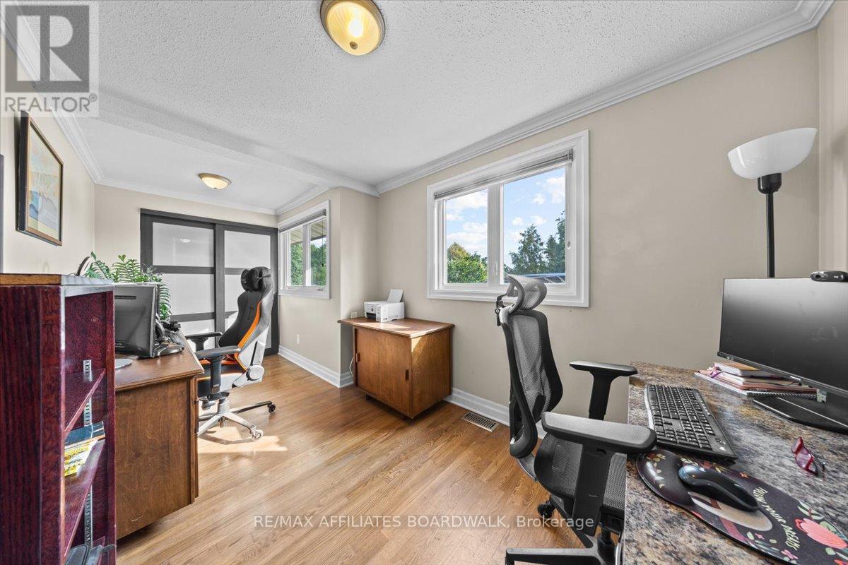 Photo 17 of 1856 Appleford Street, Ottawa ON