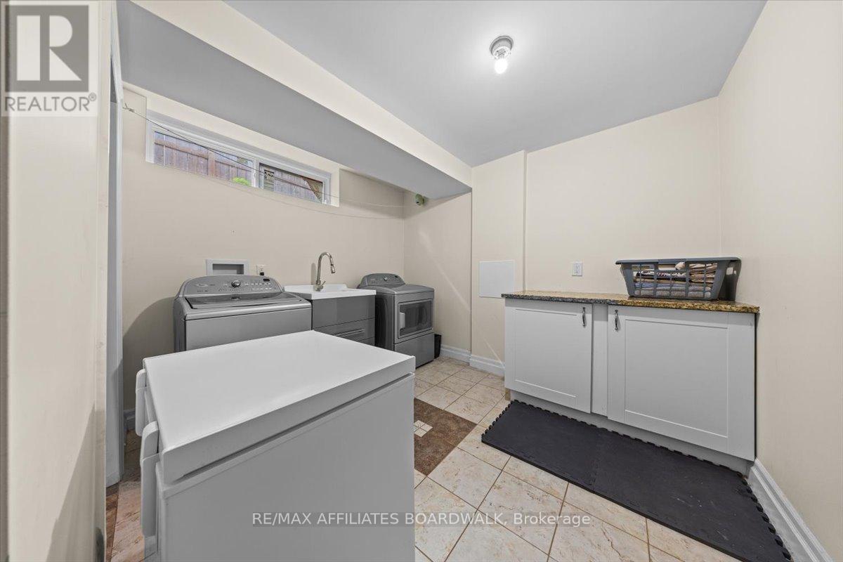 Photo 30 of 1856 Appleford Street, Ottawa ON