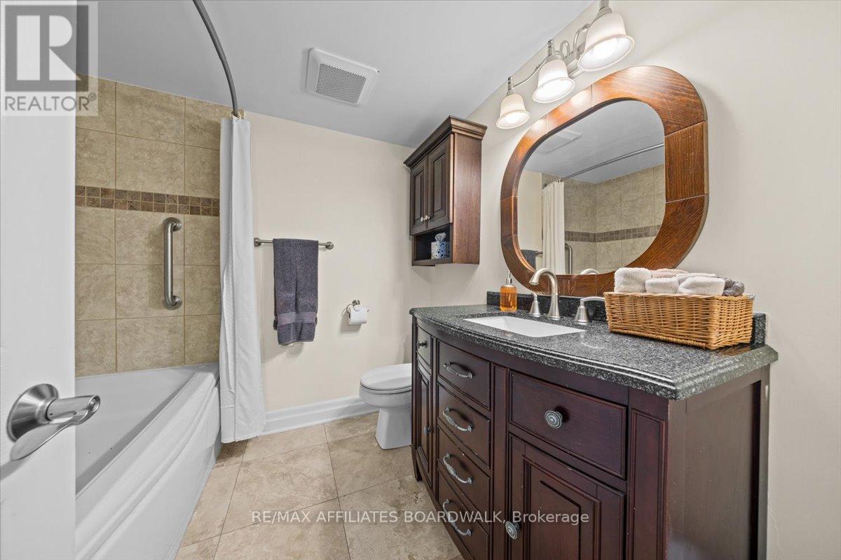 Photo 50 of 1856 Appleford Street, Ottawa ON