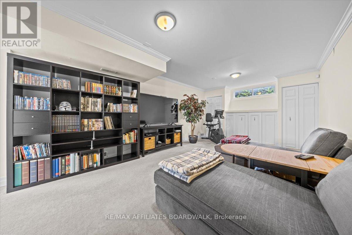 Photo 36 of 1856 Appleford Street, Ottawa ON