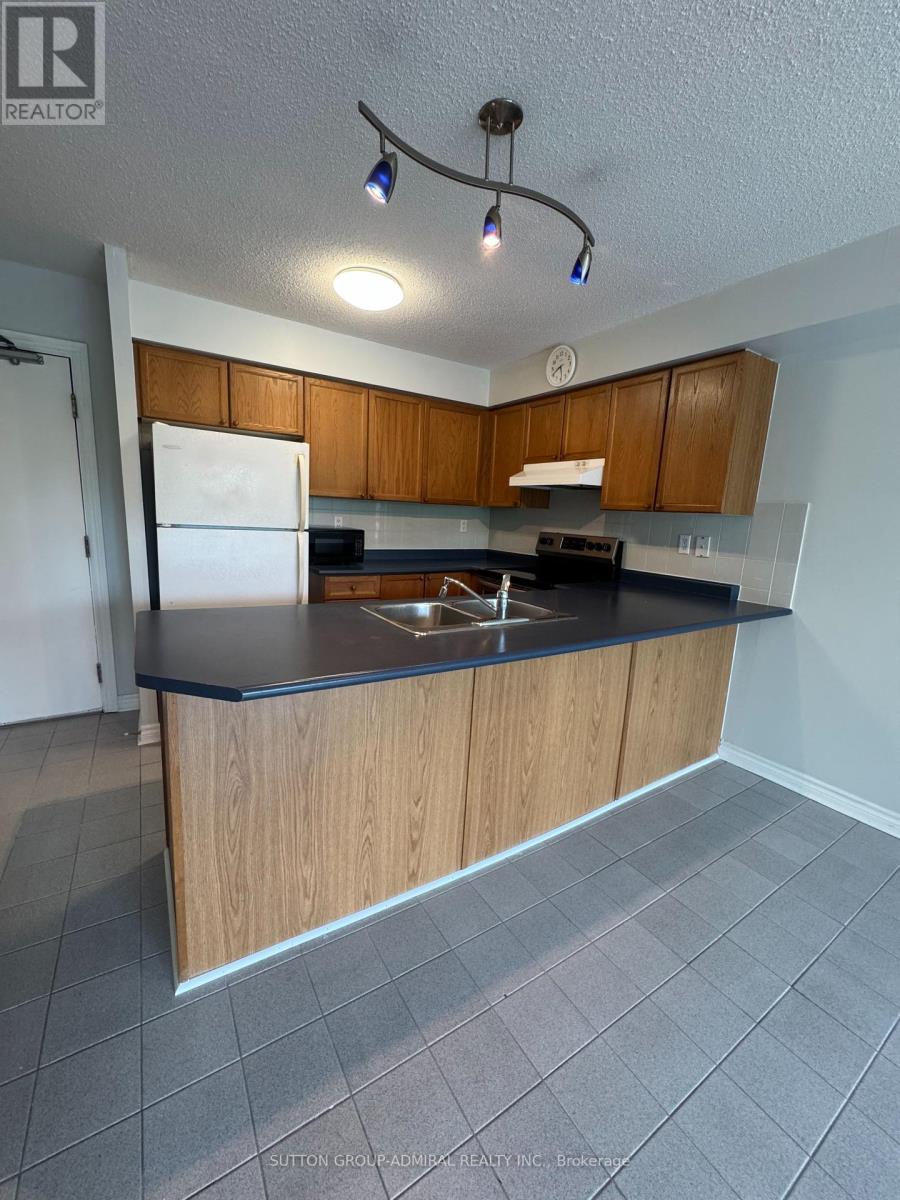 Photo 6 of 218 890 Sheppard Avenue W, Toronto ON