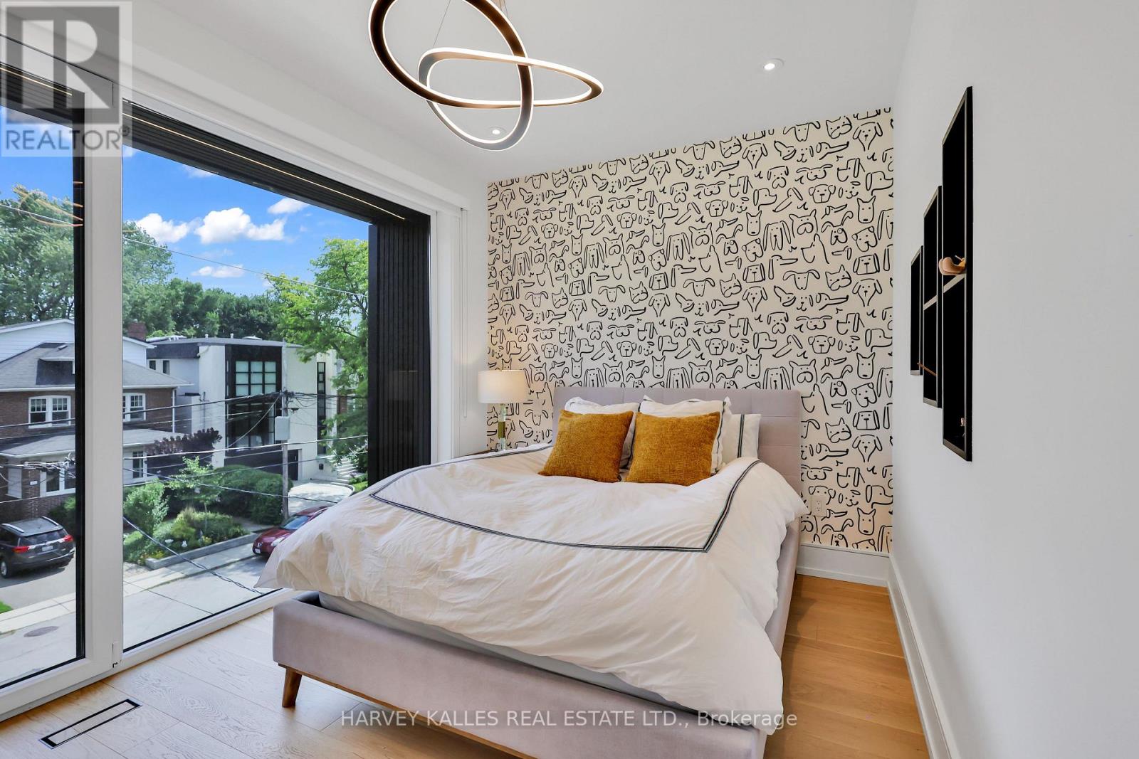 Photo 38 of 116 Deloraine Avenue, Toronto ON