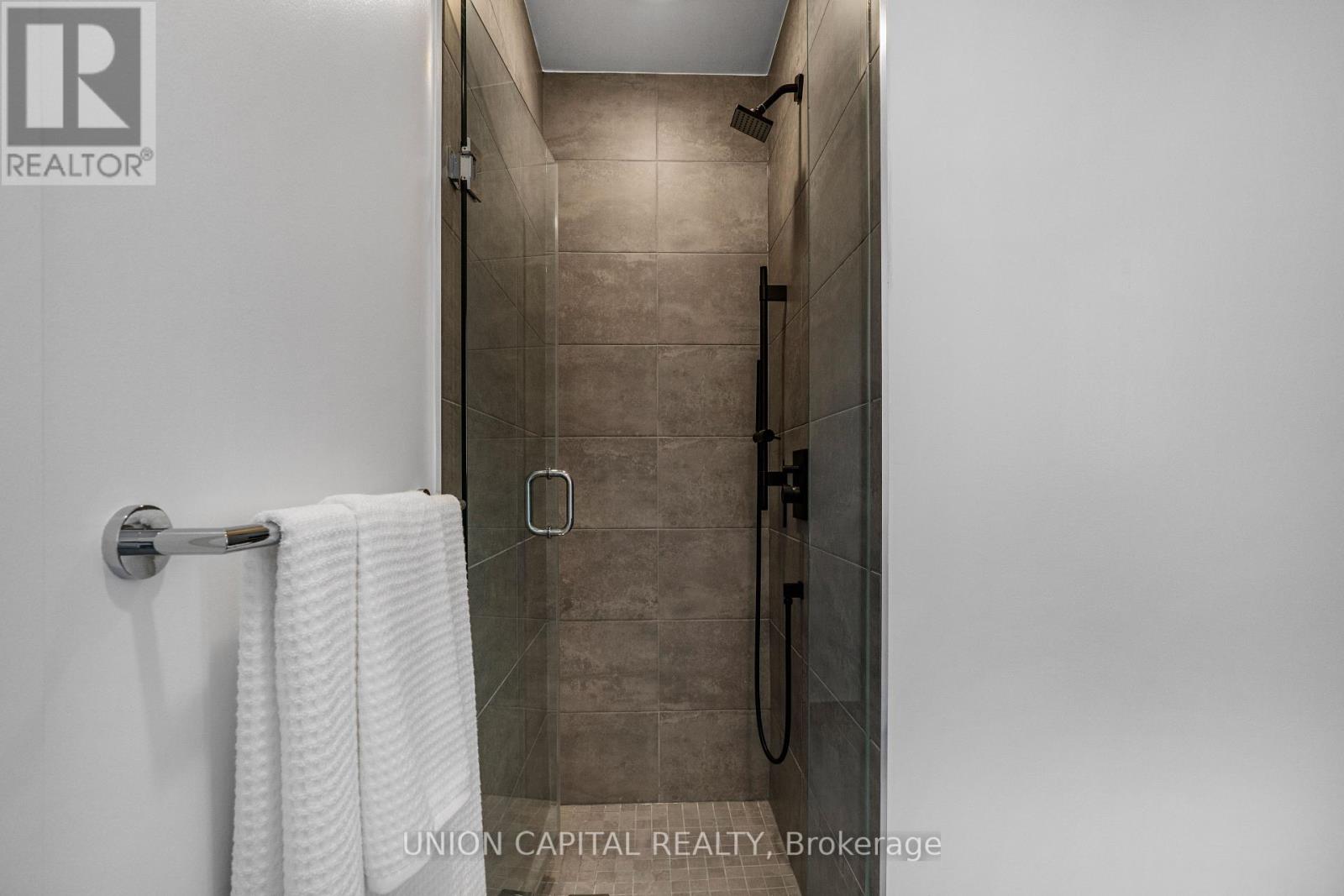Photo 2 of 205 500 Dupont Street, Toronto ON