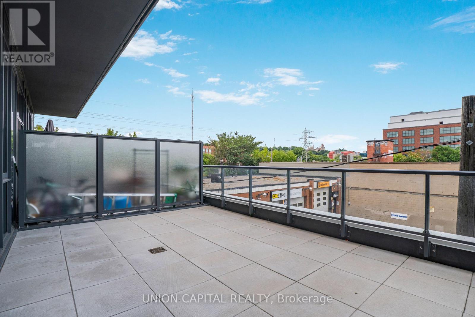 Photo 13 of 205 500 Dupont Street, Toronto ON