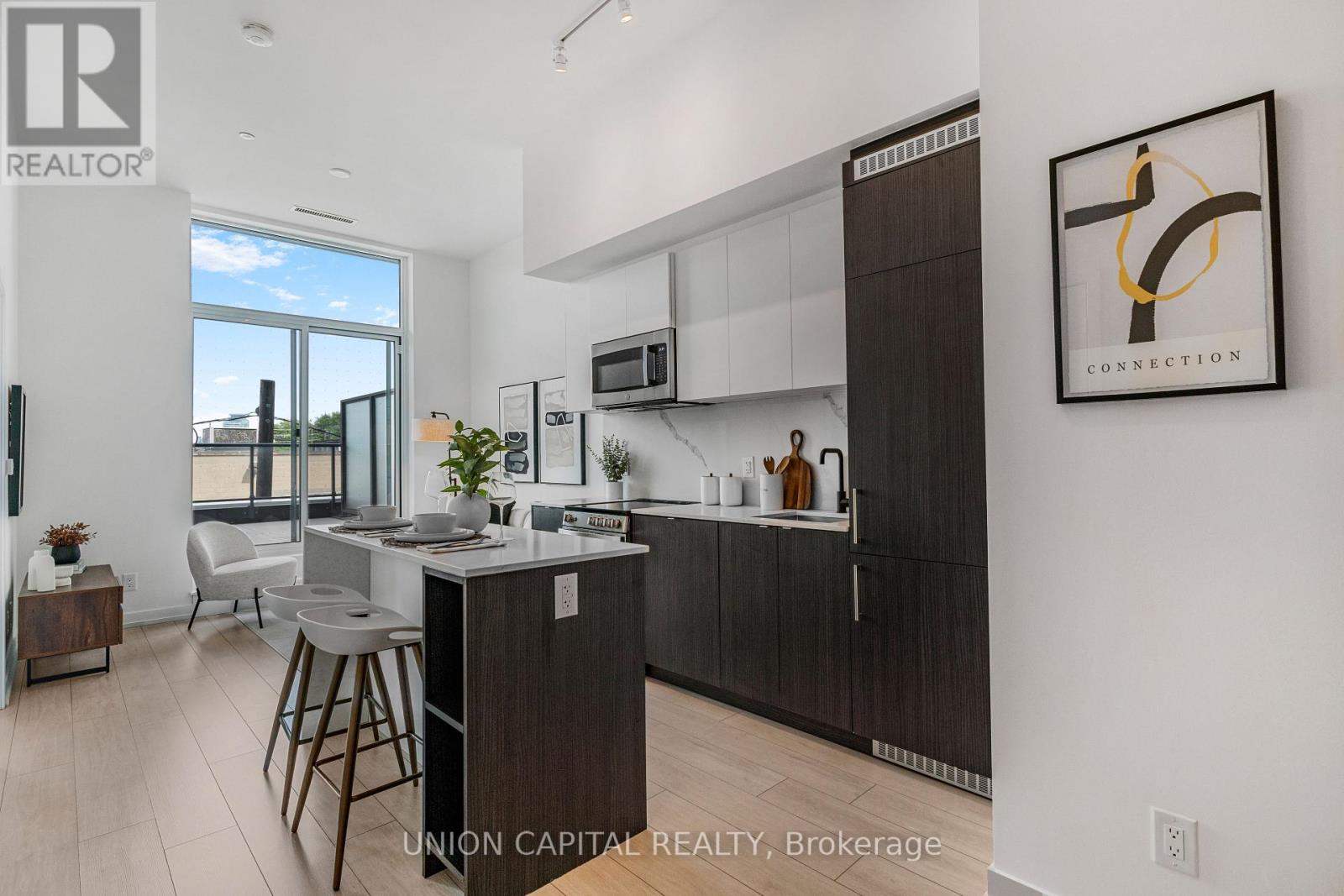 Photo 5 of 205 500 Dupont Street, Toronto ON