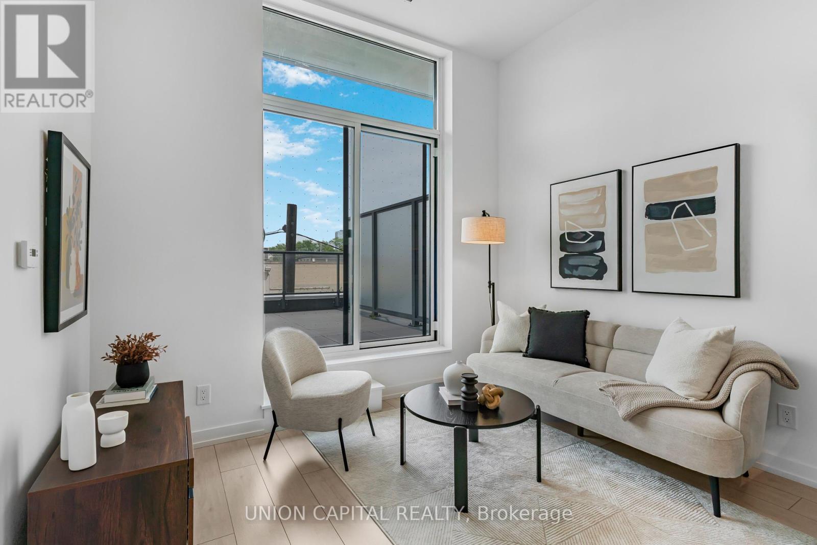Photo 7 of 205 500 Dupont Street, Toronto ON