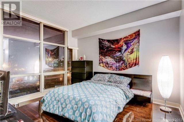 Photo 1 of 509 35 Mariner Terrace, Toronto ON