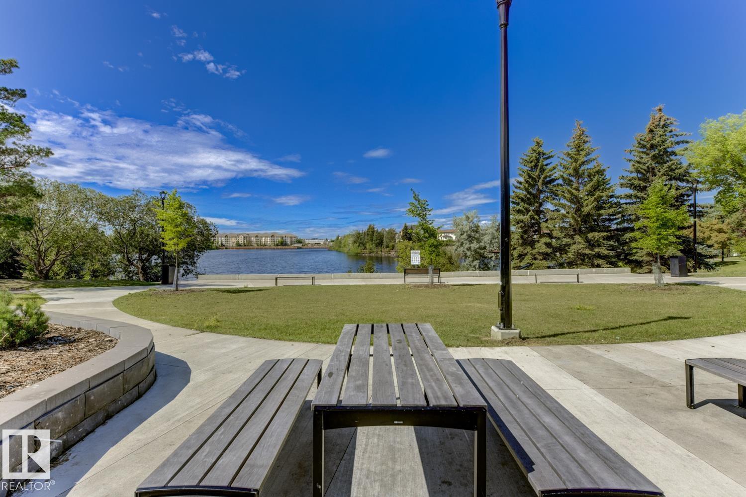 Photo 3 of 206 15503 106 St Nw, Edmonton AB