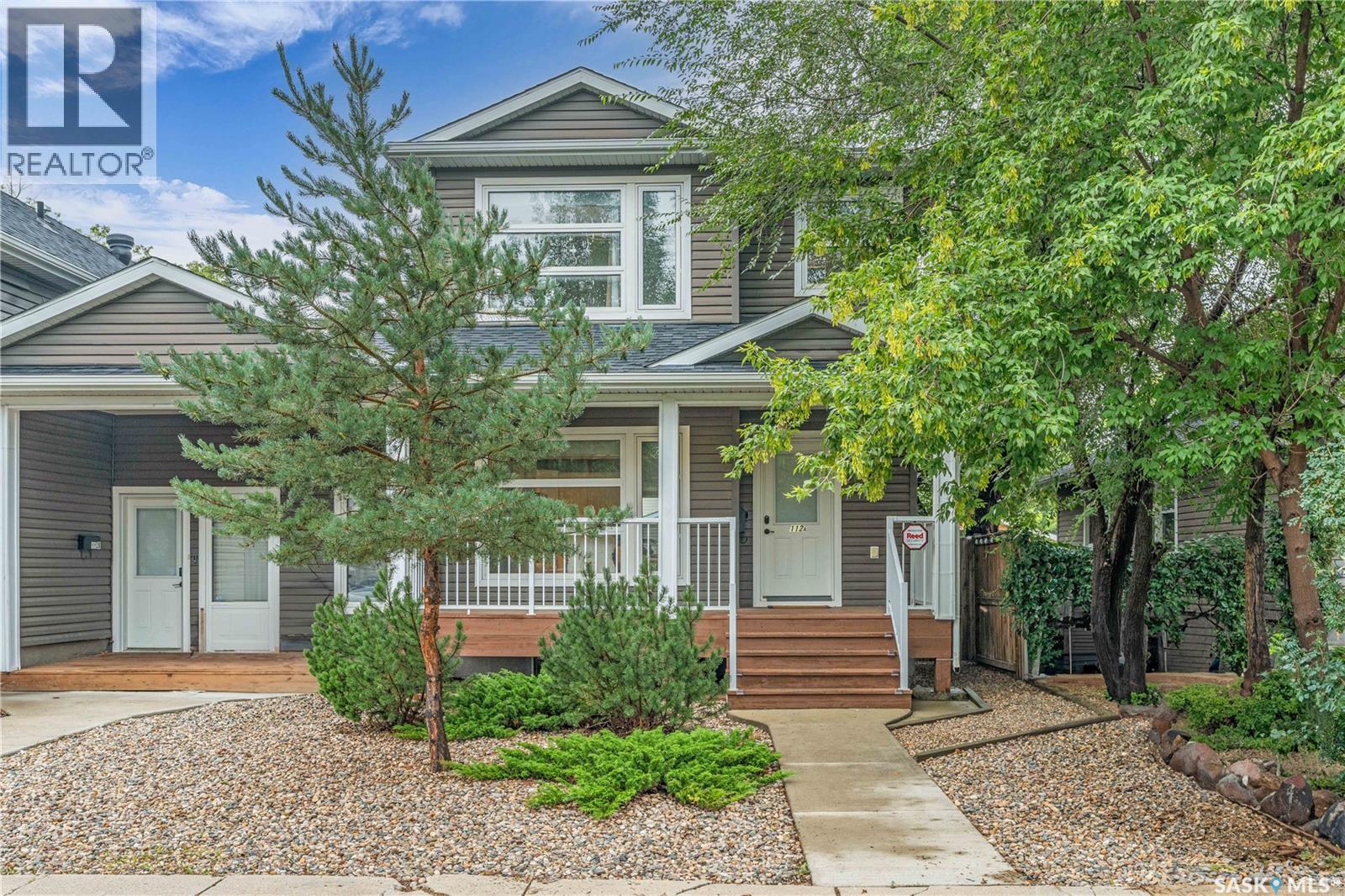 Photo 2 of 112 A 109th Street W, Saskatoon SK