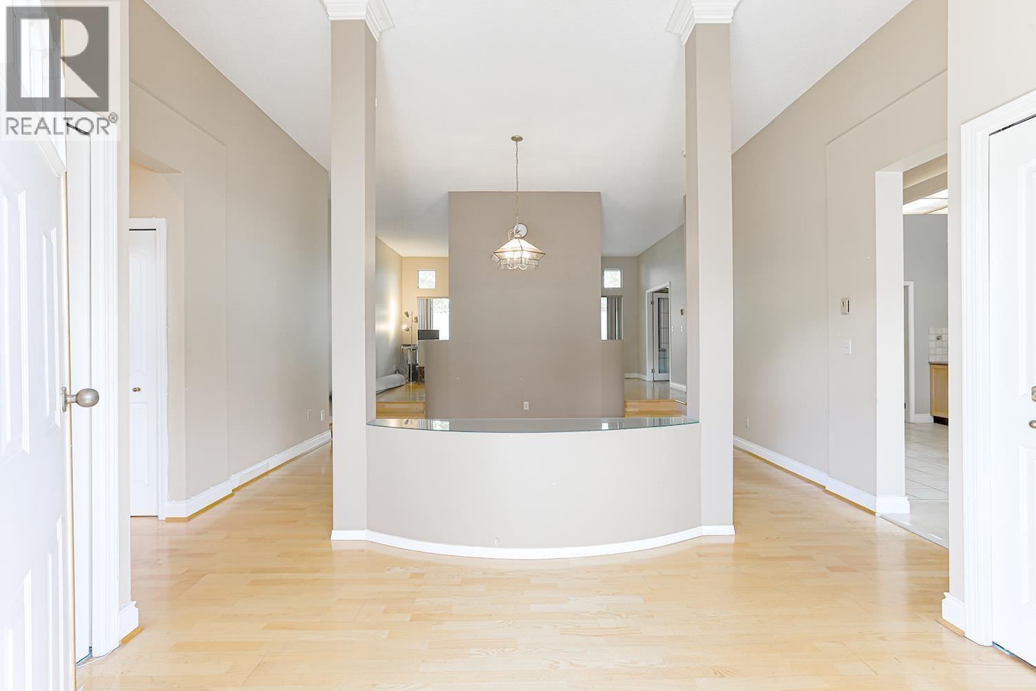 Photo 5 of 303 7500 Abercrombie Drive, Richmond BC