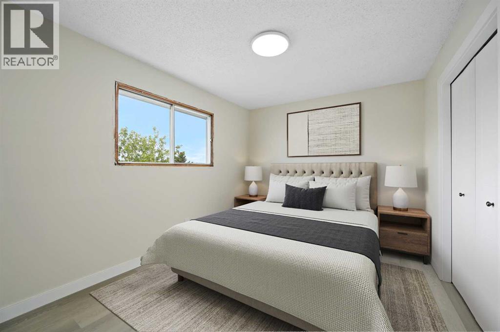 Single Family House 4 Level for Sale in  Centre Street NW Beddington Heights Calgary 