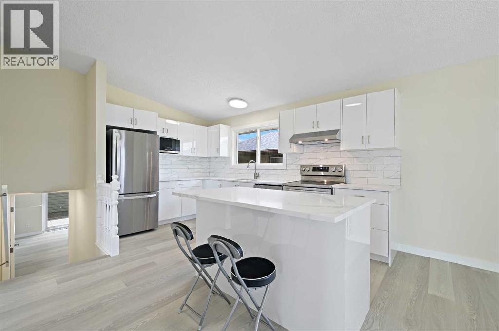 8303 Centre Street NW, Calgary, Alberta