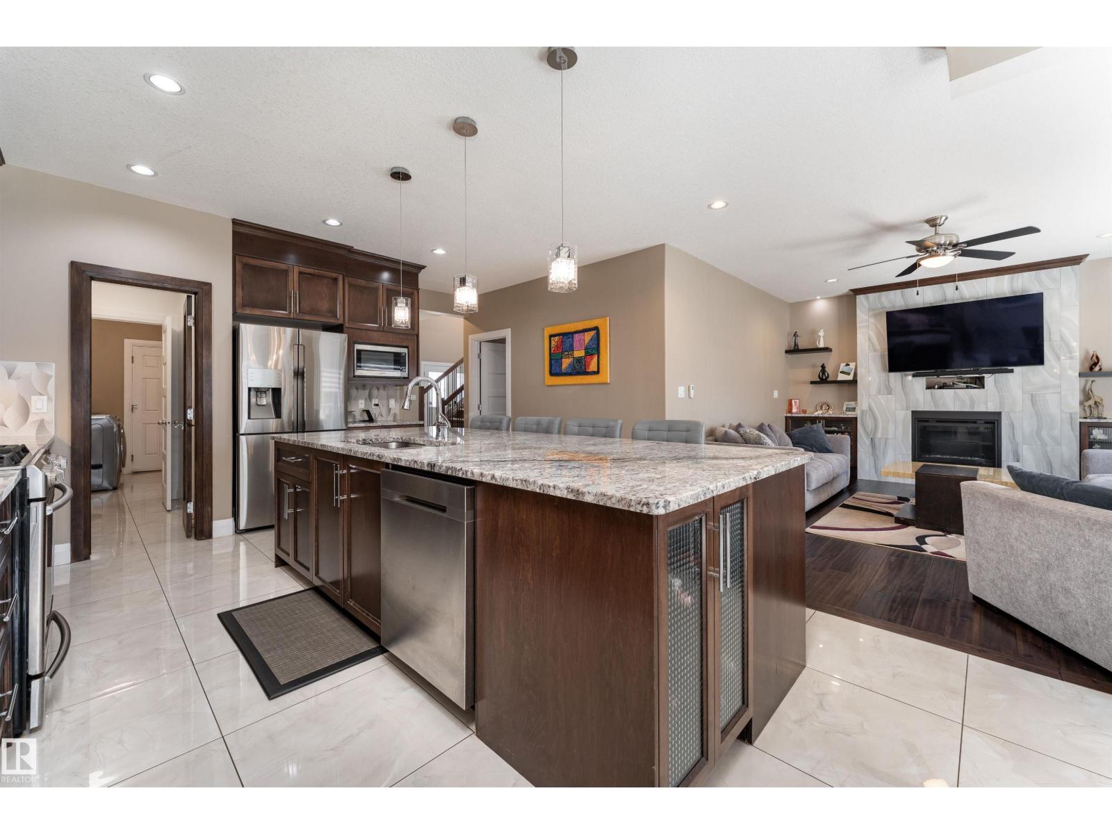 Photo 14 of 16508 133 St Nw, Edmonton AB