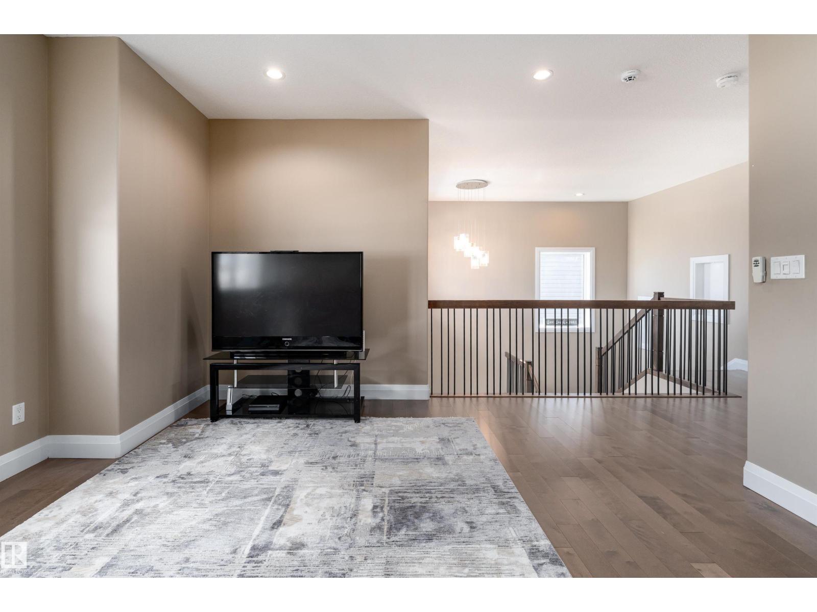 Photo 29 of 16508 133 St Nw, Edmonton AB