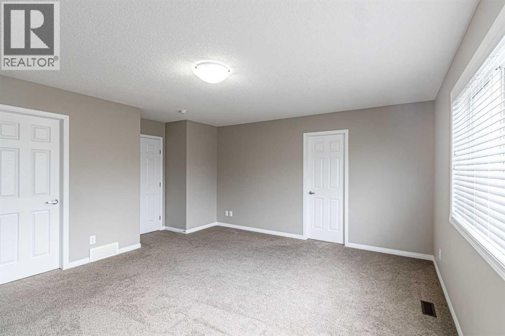Photo 7 of 92 Windford Park Sw, Airdrie AB